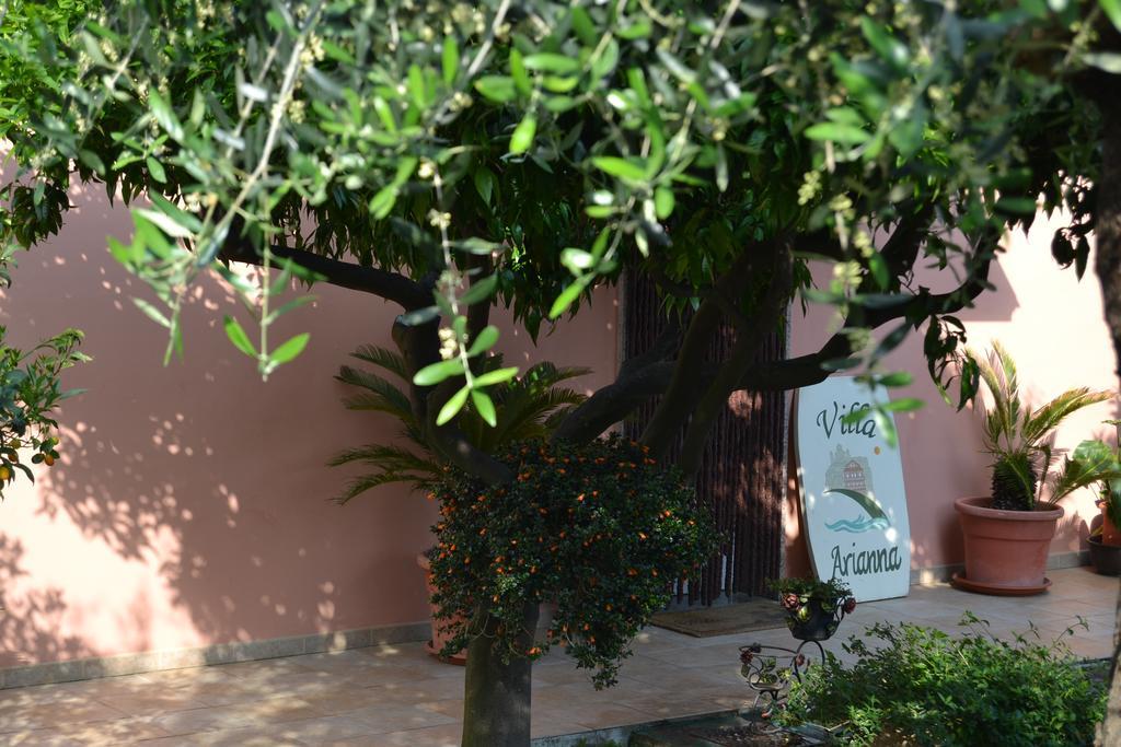 Azienda Agrituristica Villa Arianna Imperia Dış mekan fotoğraf