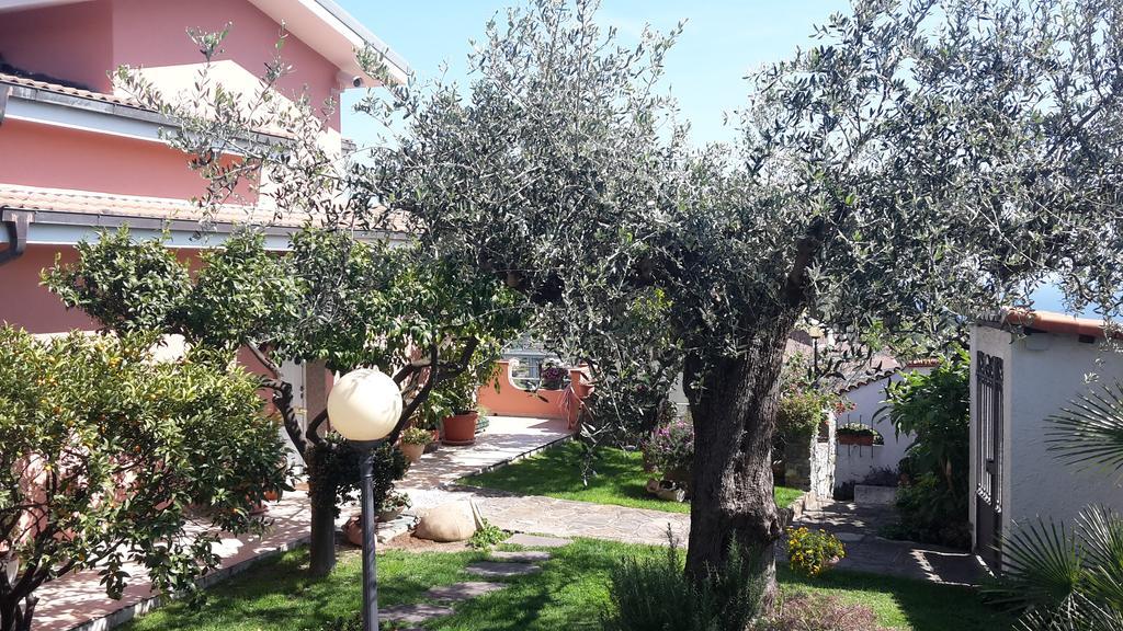 Azienda Agrituristica Villa Arianna Imperia Dış mekan fotoğraf