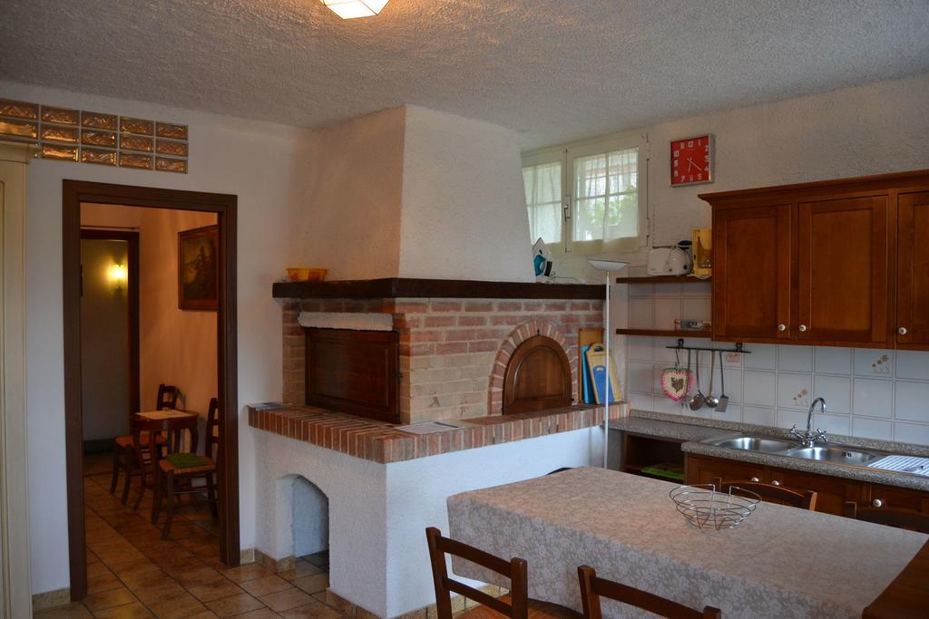 Azienda Agrituristica Villa Arianna Imperia Oda fotoğraf